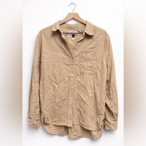 Universal Thread Beige Button Down Shirt | Relaxed Fit Long Sleeve Top
